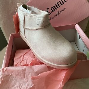 Juicy Couture Women's Blush Winter Boots